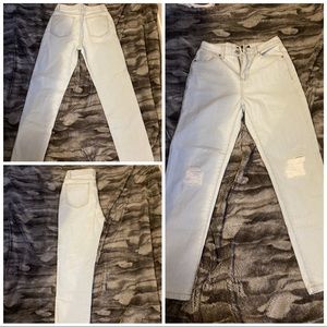 straight leg high waisted jean , never worn <3